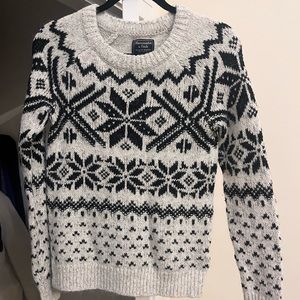 Abercrombie holiday sweater